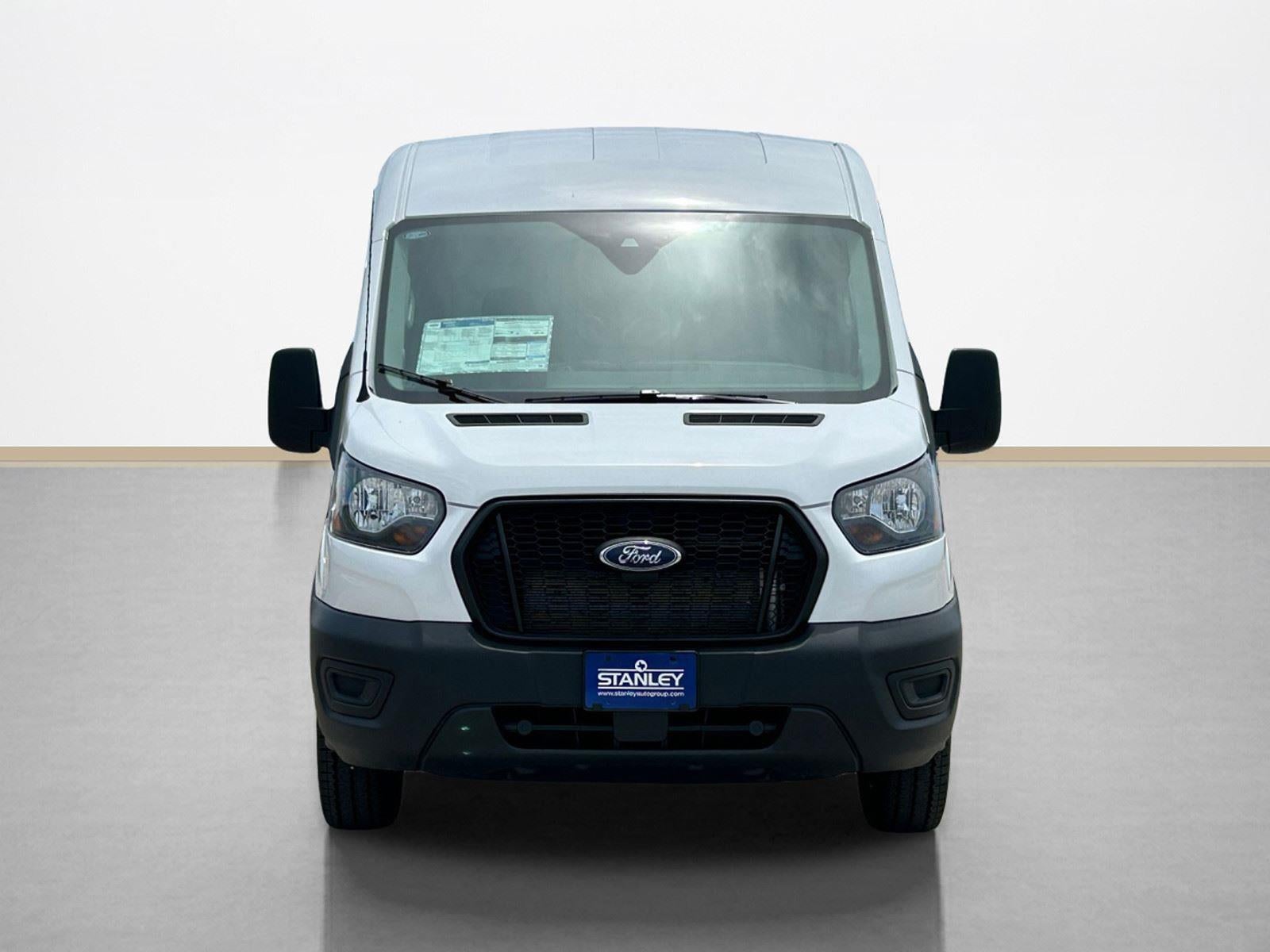 2025 Ford Transit Cargo Van T-250 148 MED RF 9070 GV