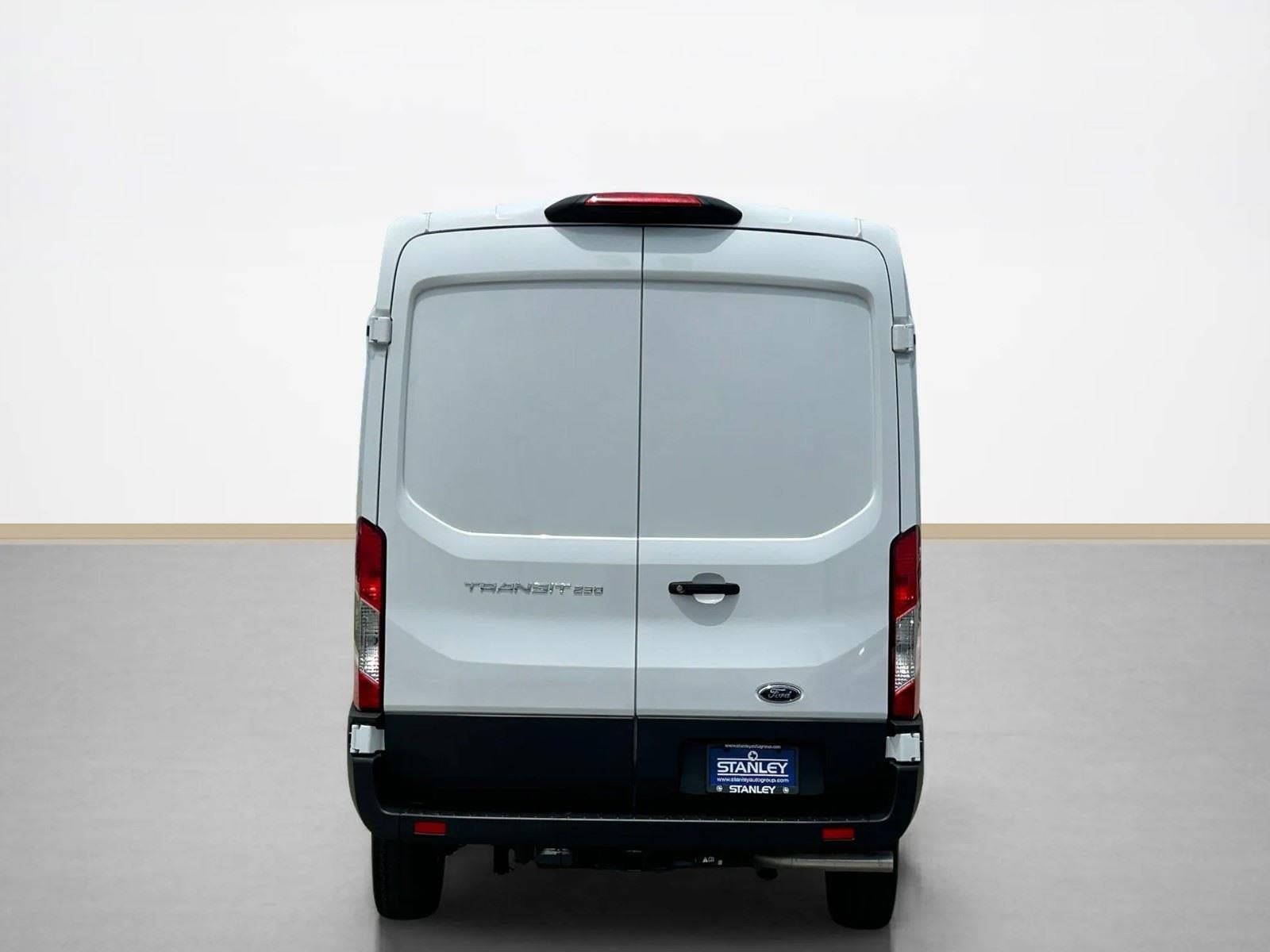 2025 Ford Transit Cargo Van T-250 148 MED RF 9070 GV