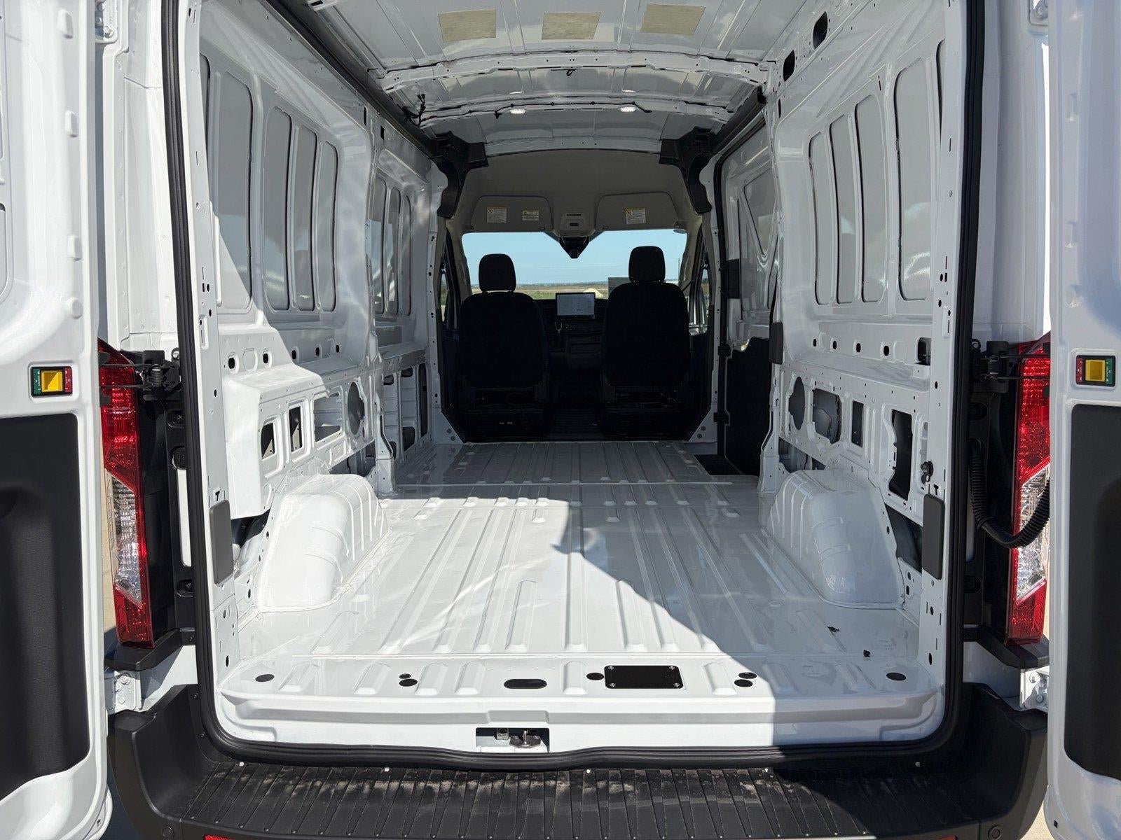 2027 Ford Transit Cargo Van T-250 148 MED RF 9150 GV