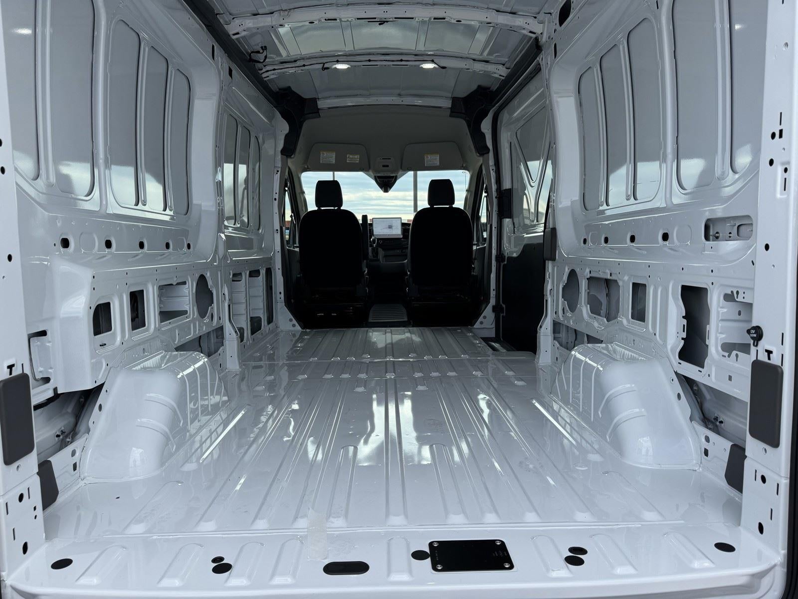 2026 Ford Transit Cargo Van T-250 148 MED RF 9150 GV