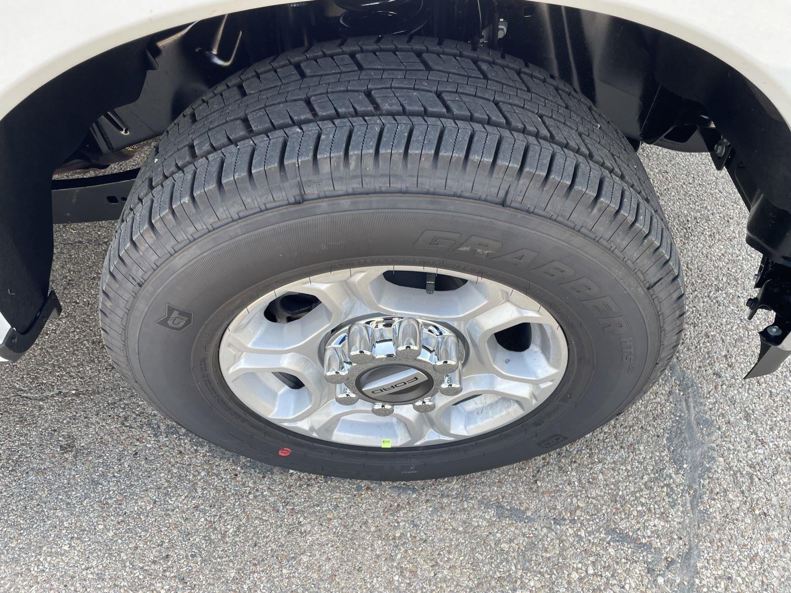 2026 Ford Super Duty F-350 SRW XLT