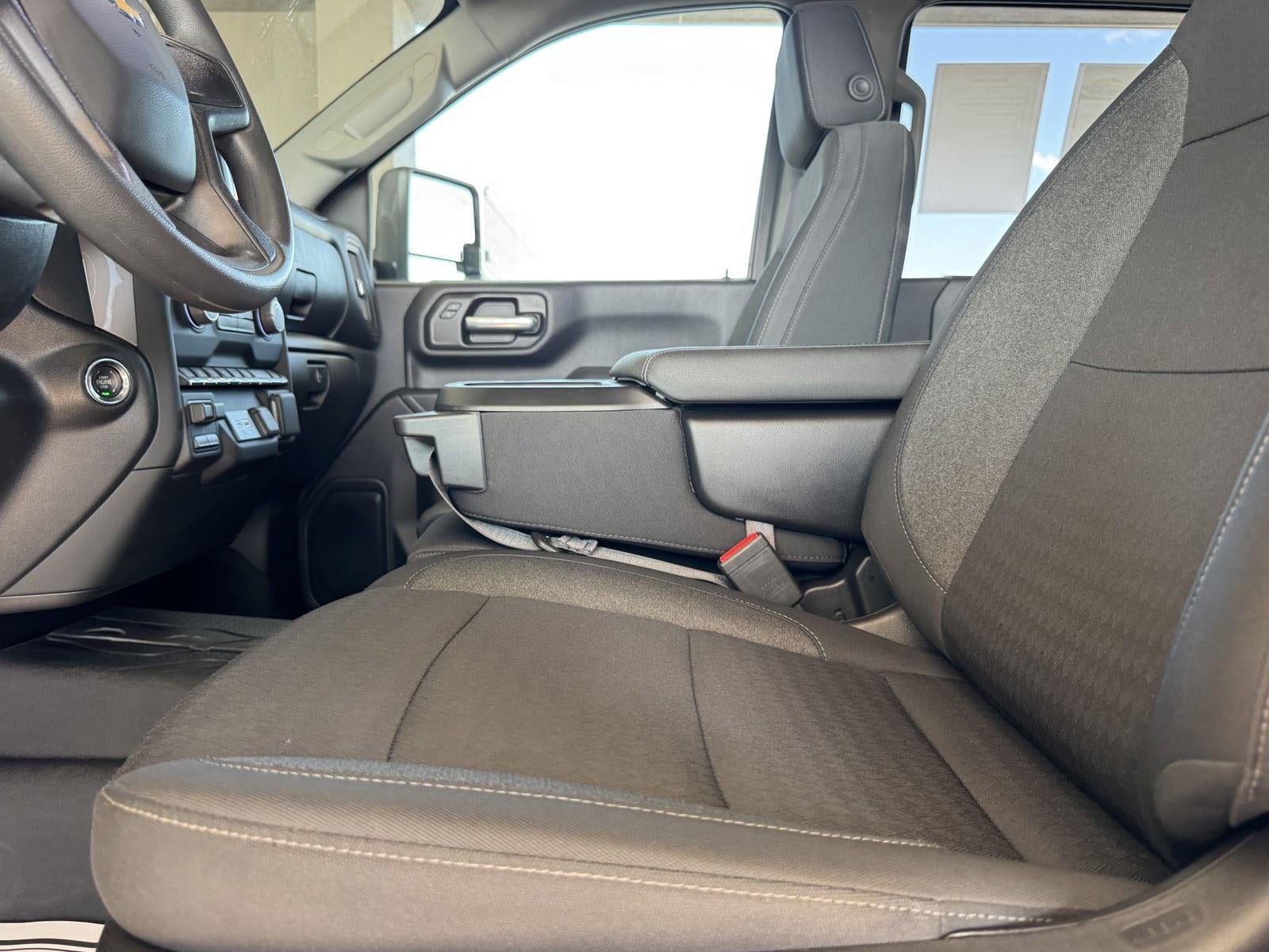 2025 Chevrolet Silverado 2500HD Custom