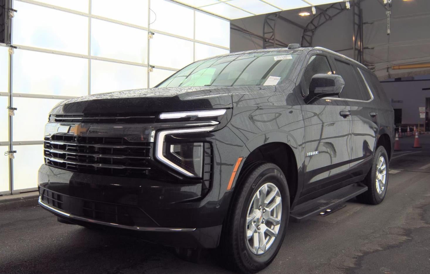 2025 Chevrolet TAHOE 4WD 4DR LT