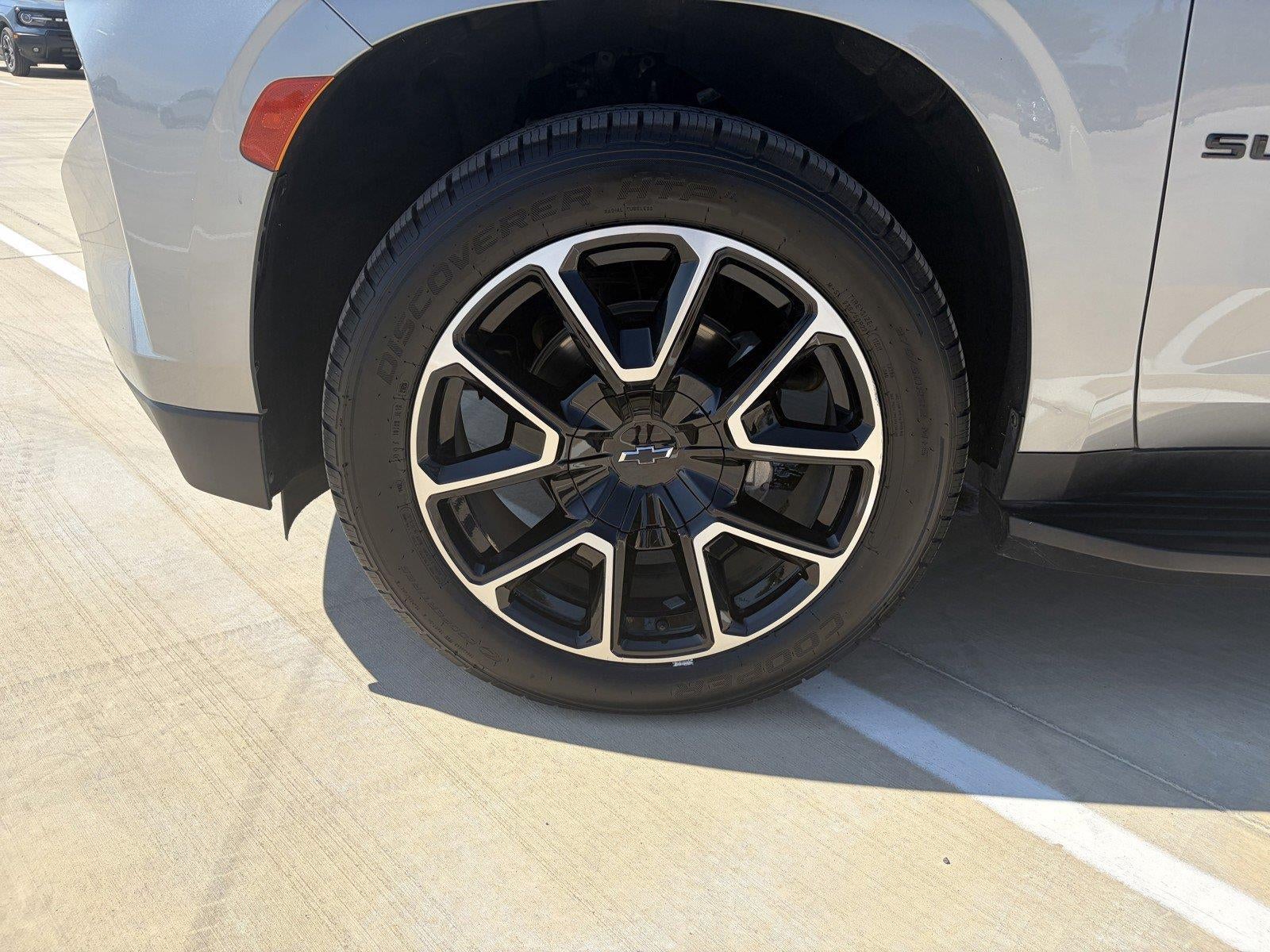 2024 Chevrolet Suburban RST