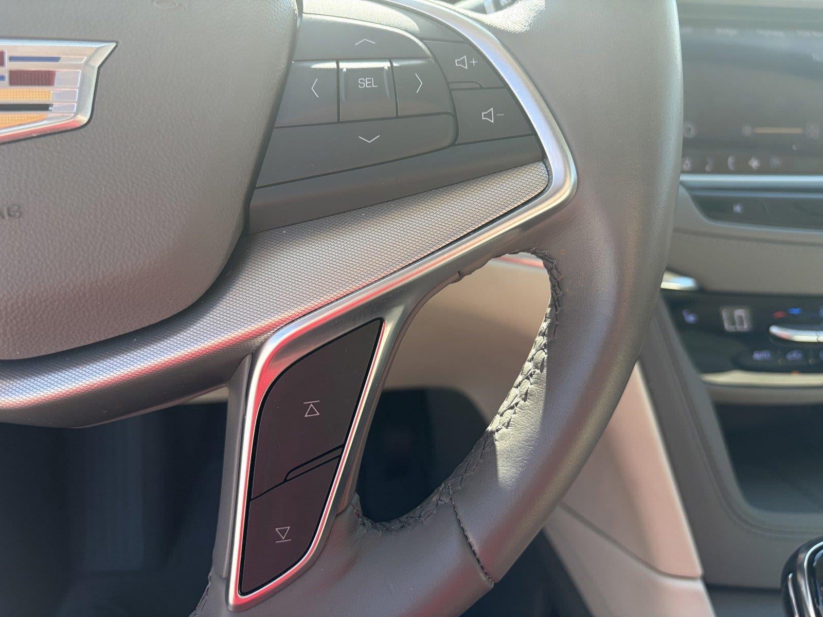 2022 Cadillac Xt5 AWD Premium Luxury