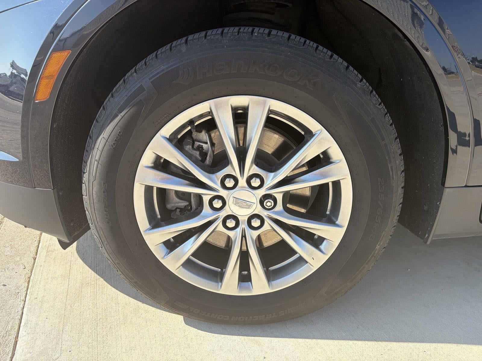 2022 Cadillac Xt5 AWD Premium Luxury