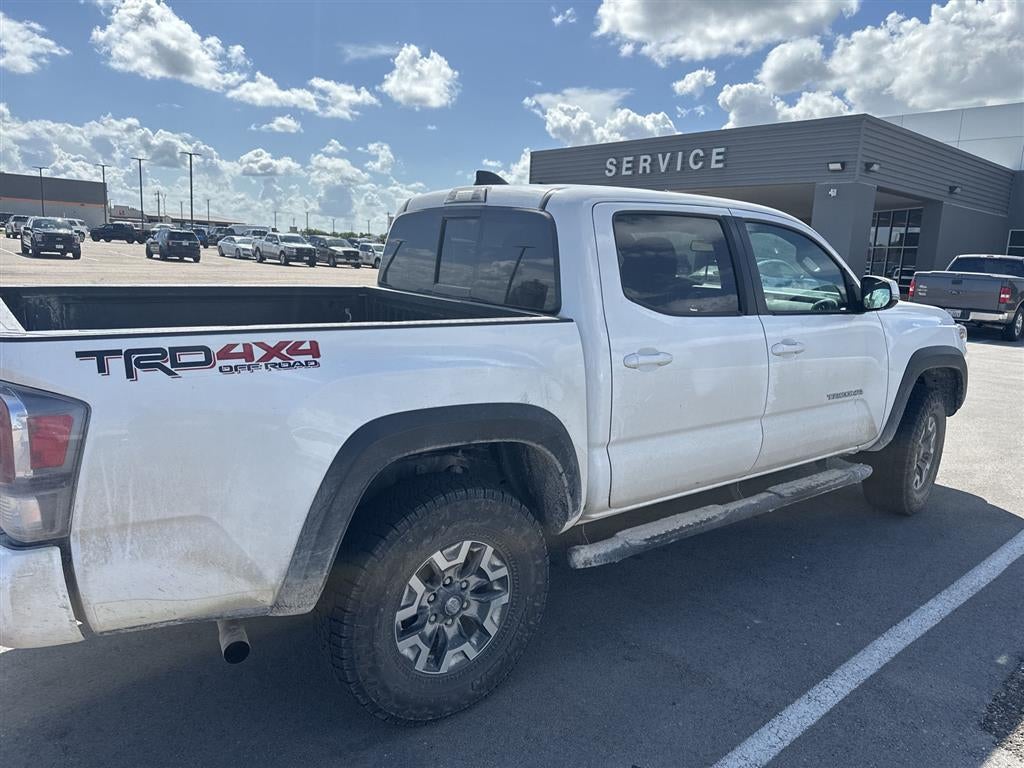 2023 Toyota TACOMA Base