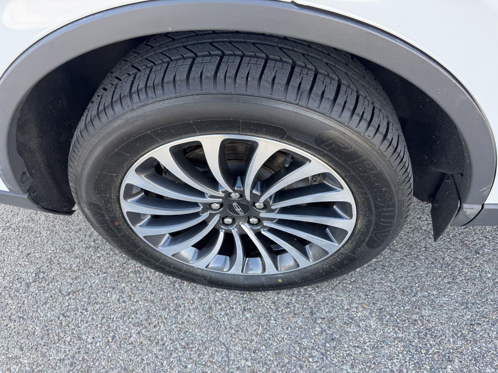 2023 Lincoln Aviator Standard