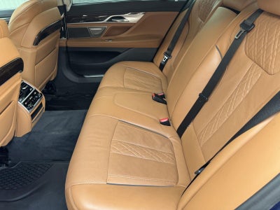 2021 BMW 7 Series 740i