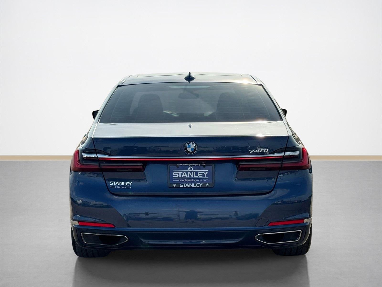 2021 BMW 7 Series 740i