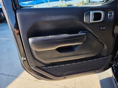 2020 Jeep Wrangler Unlimited Black and Tan
