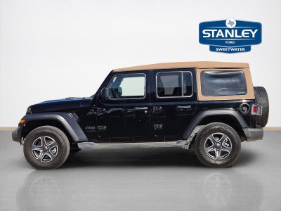 2020 Jeep Wrangler Unlimited Black and Tan