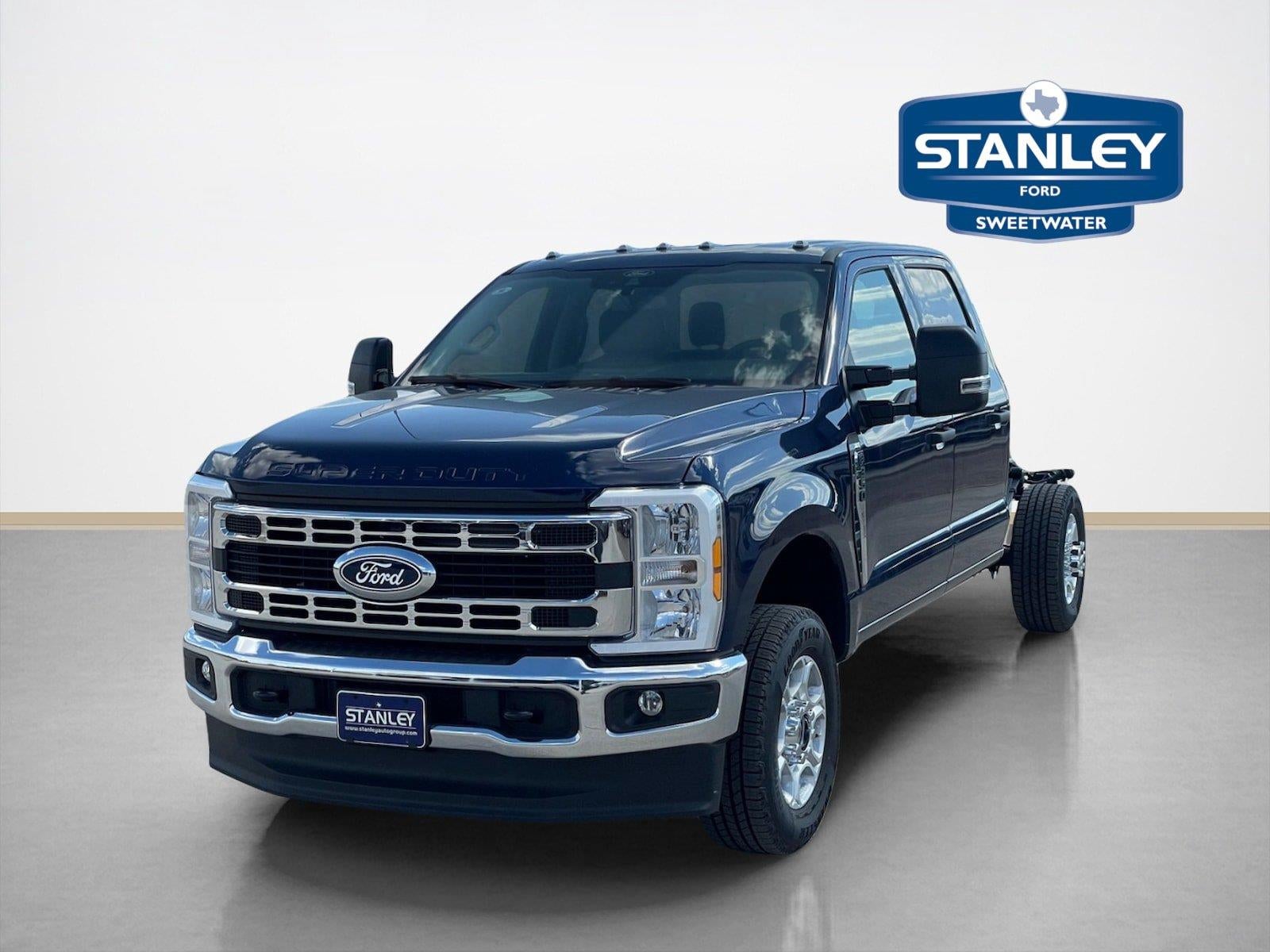 2027 Ford Super Duty F-350 SRW XL