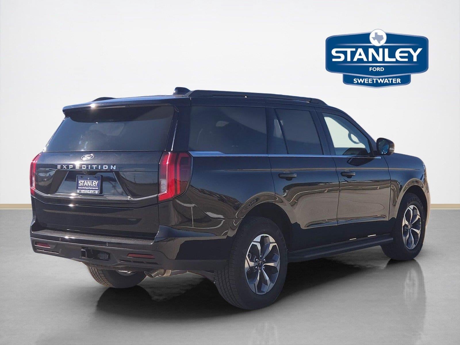 2027 Ford Expedition Active