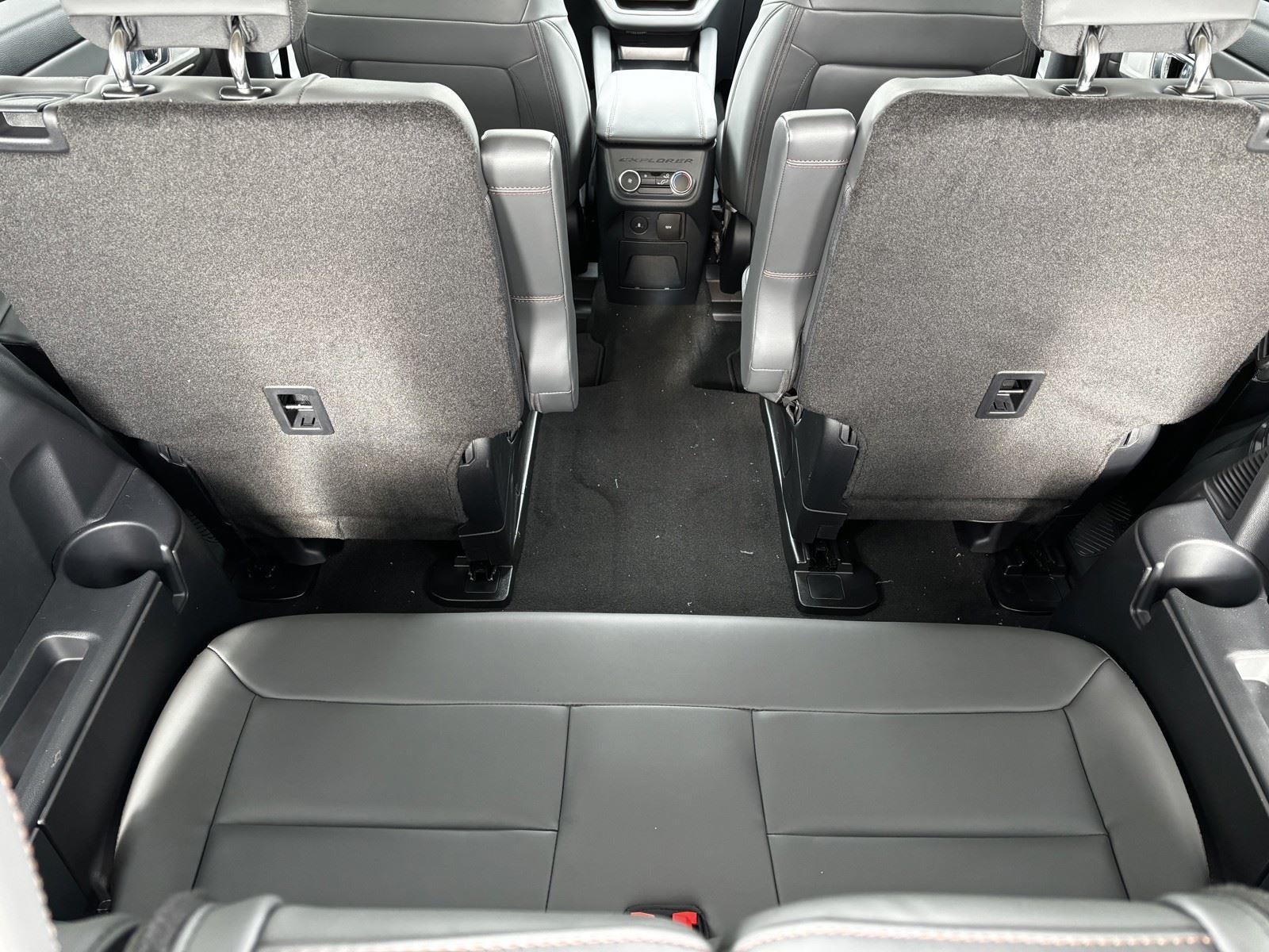 2026 Ford Explorer Active w/100A Pkg