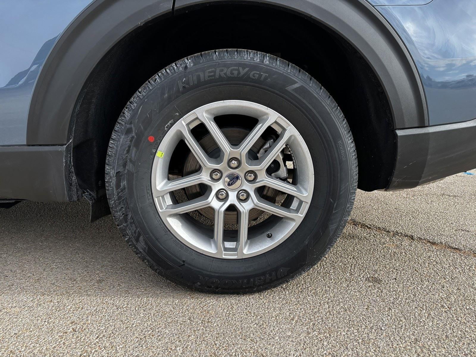 2026 Ford Explorer Active w/100A Pkg