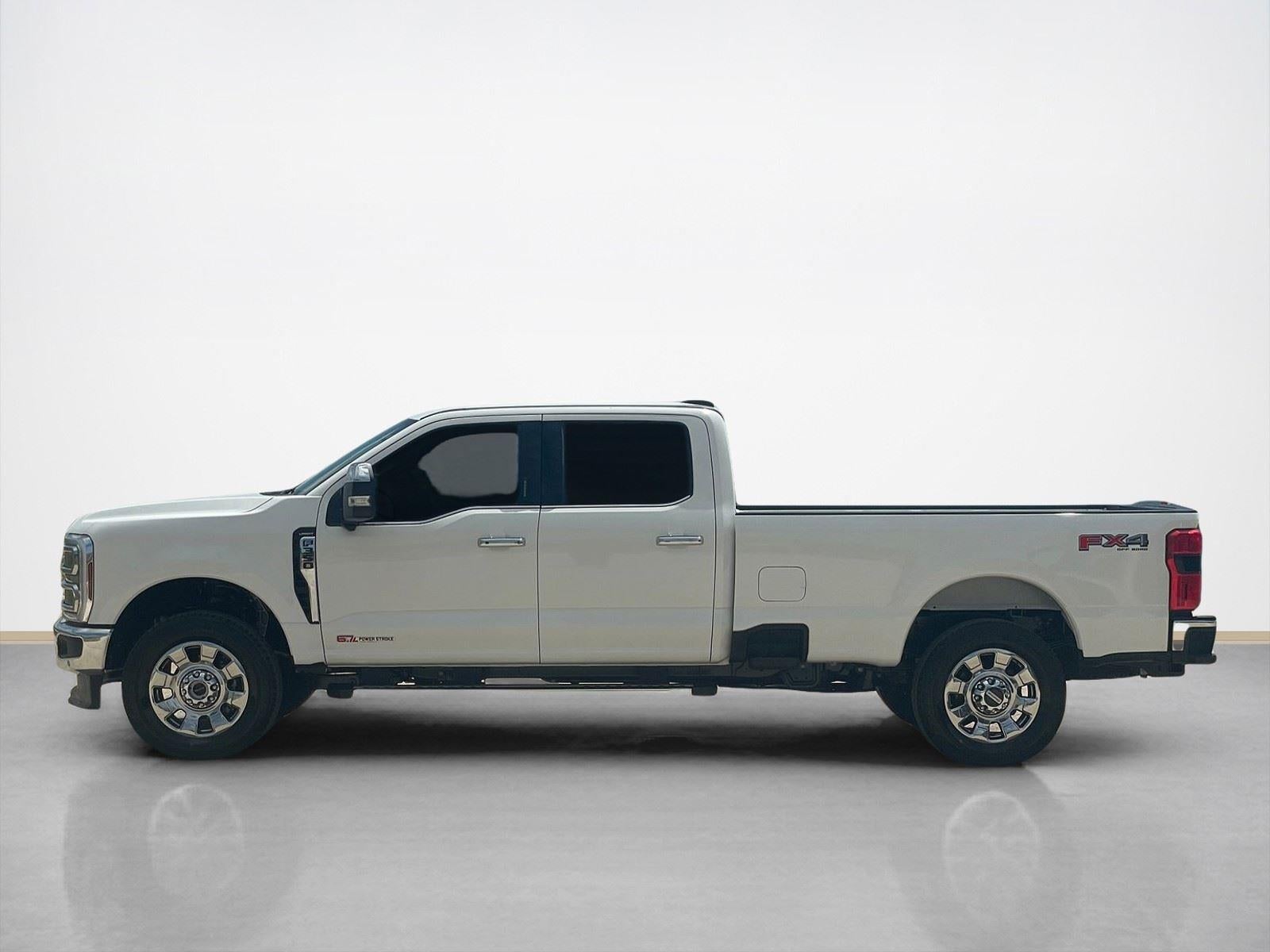 2026 Ford Super Duty F-350 SRW LARIAT