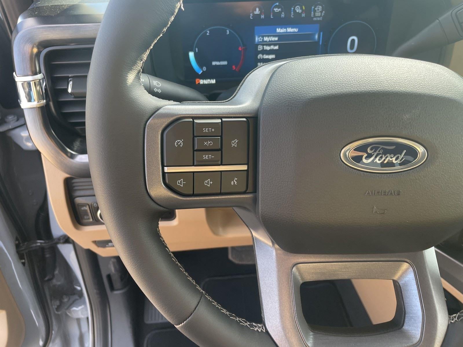 2026 Ford Super Duty F-350 SRW LARIAT