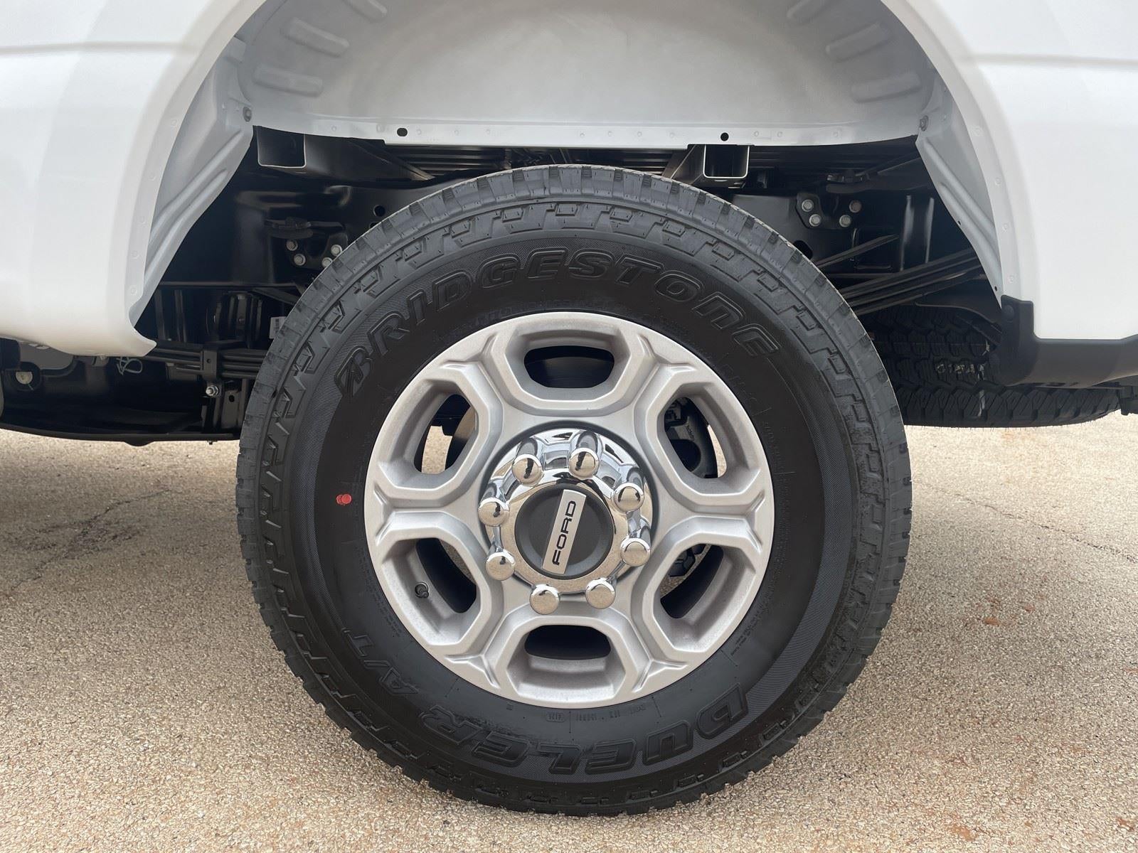 2026 Ford Super Duty F-350 SRW XLT