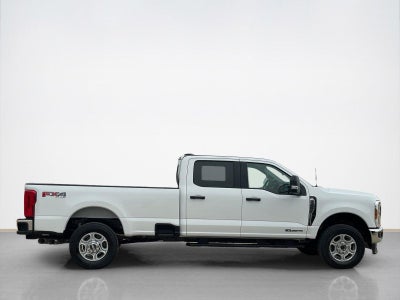 2026 Ford Super Duty F-350 SRW XLT