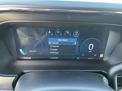 2027 Ford Super Duty F-350 DRW LARIAT
