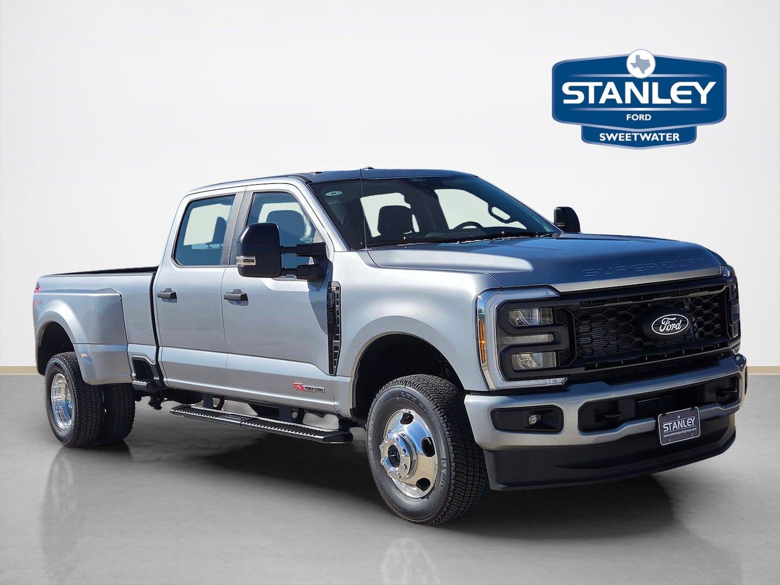 2027 Ford Super Duty F-350 DRW XL