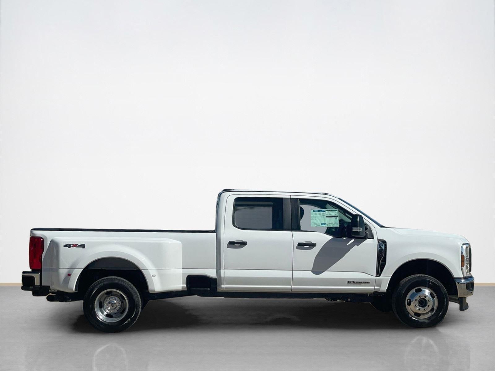 2026 Ford Super Duty F-350 DRW XL