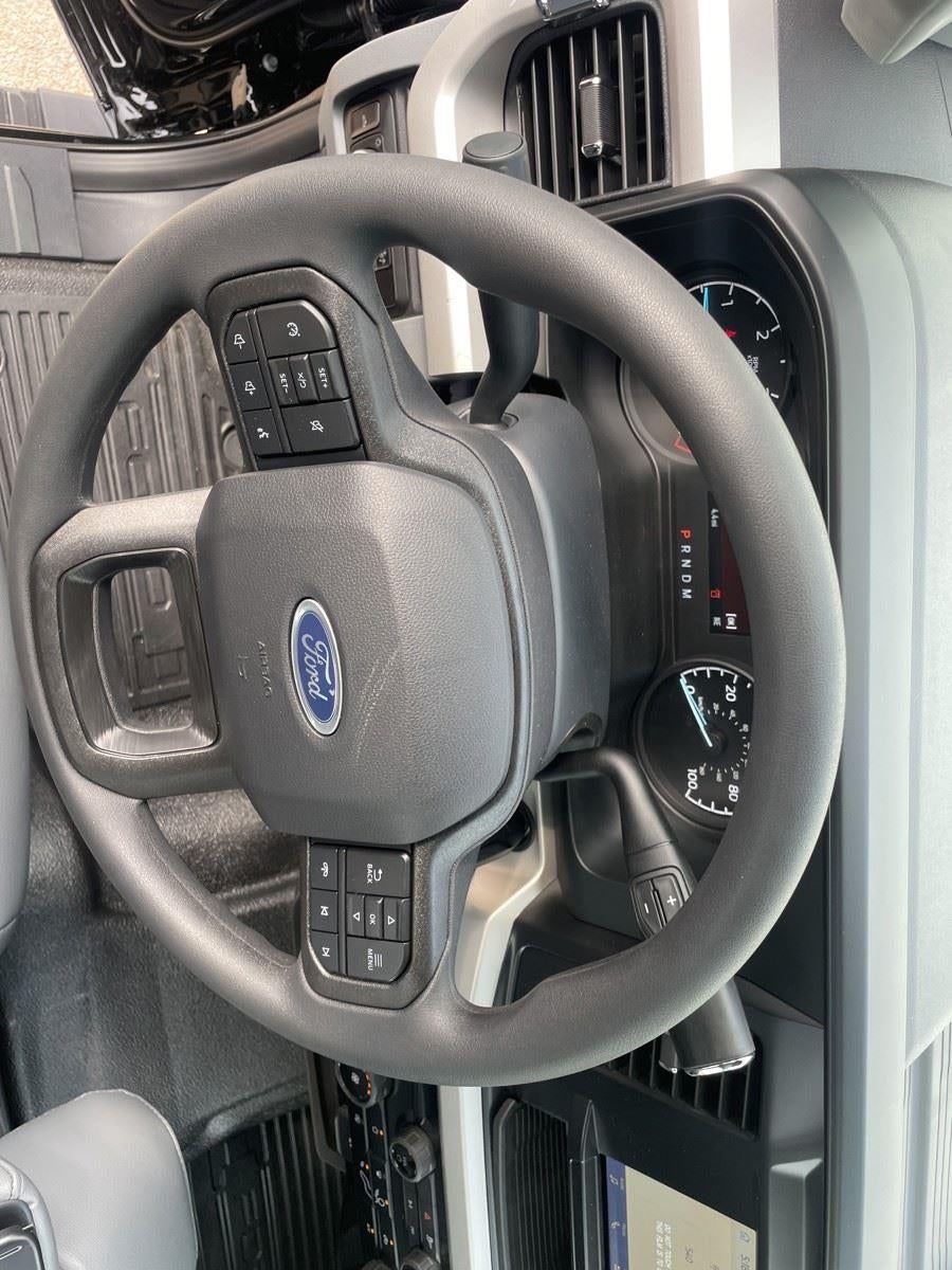 2026 Ford Super Duty F-350 DRW XL