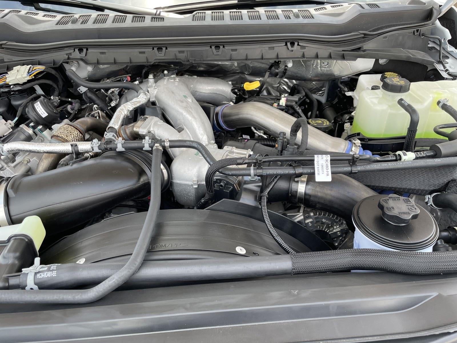2026 Ford Super Duty F-350 DRW LARIAT