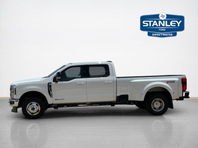 2026 Ford Super Duty F-350 DRW LARIAT