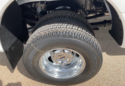 2026 Ford Super Duty F-350 DRW LARIAT