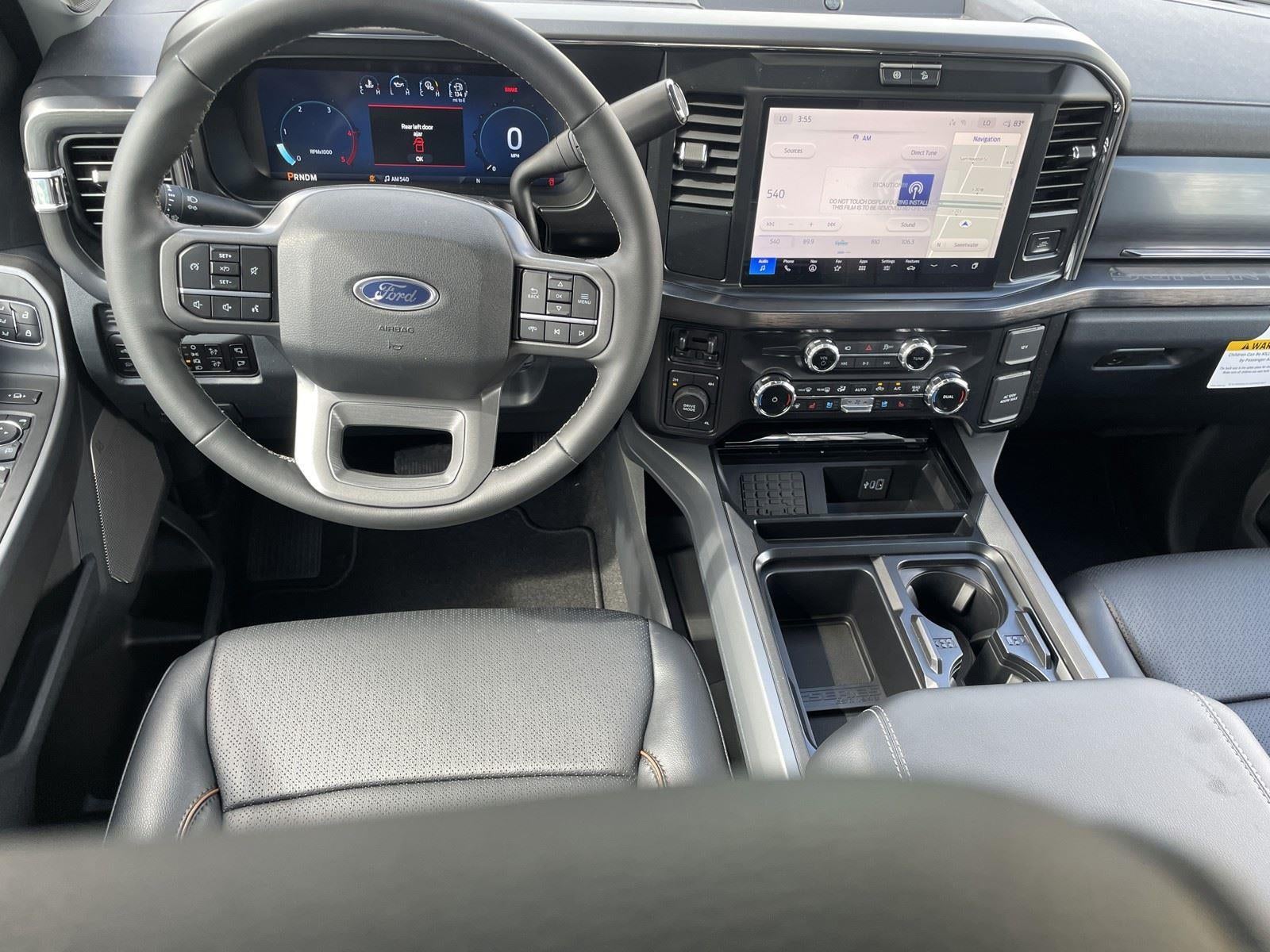 2026 Ford Super Duty F-350 DRW LARIAT