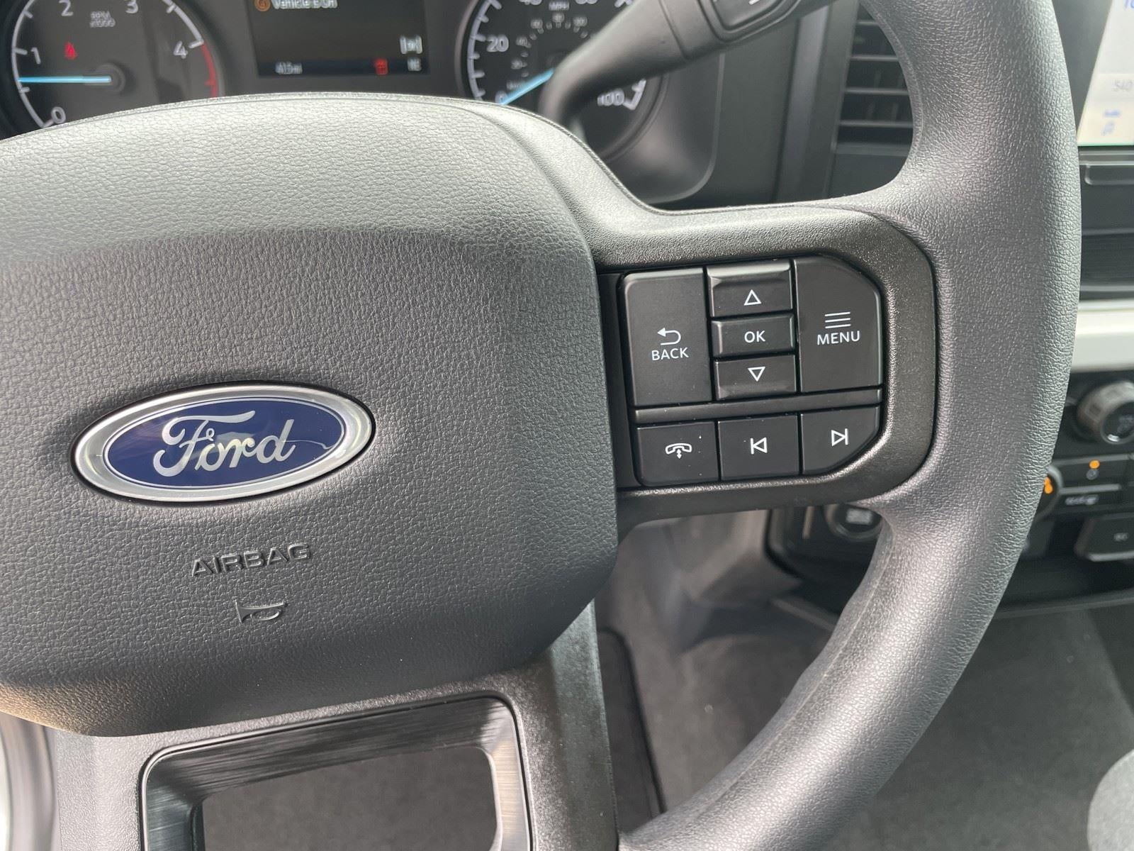 2026 Ford Super Duty F-350 DRW XLT