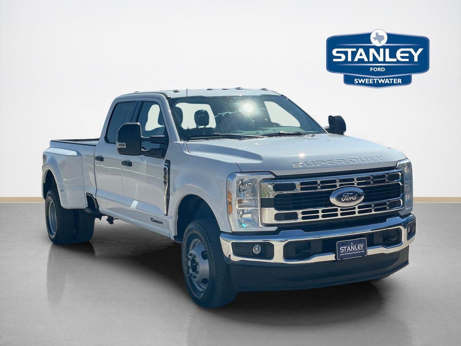 2026 Ford Super Duty F-350 DRW XLT