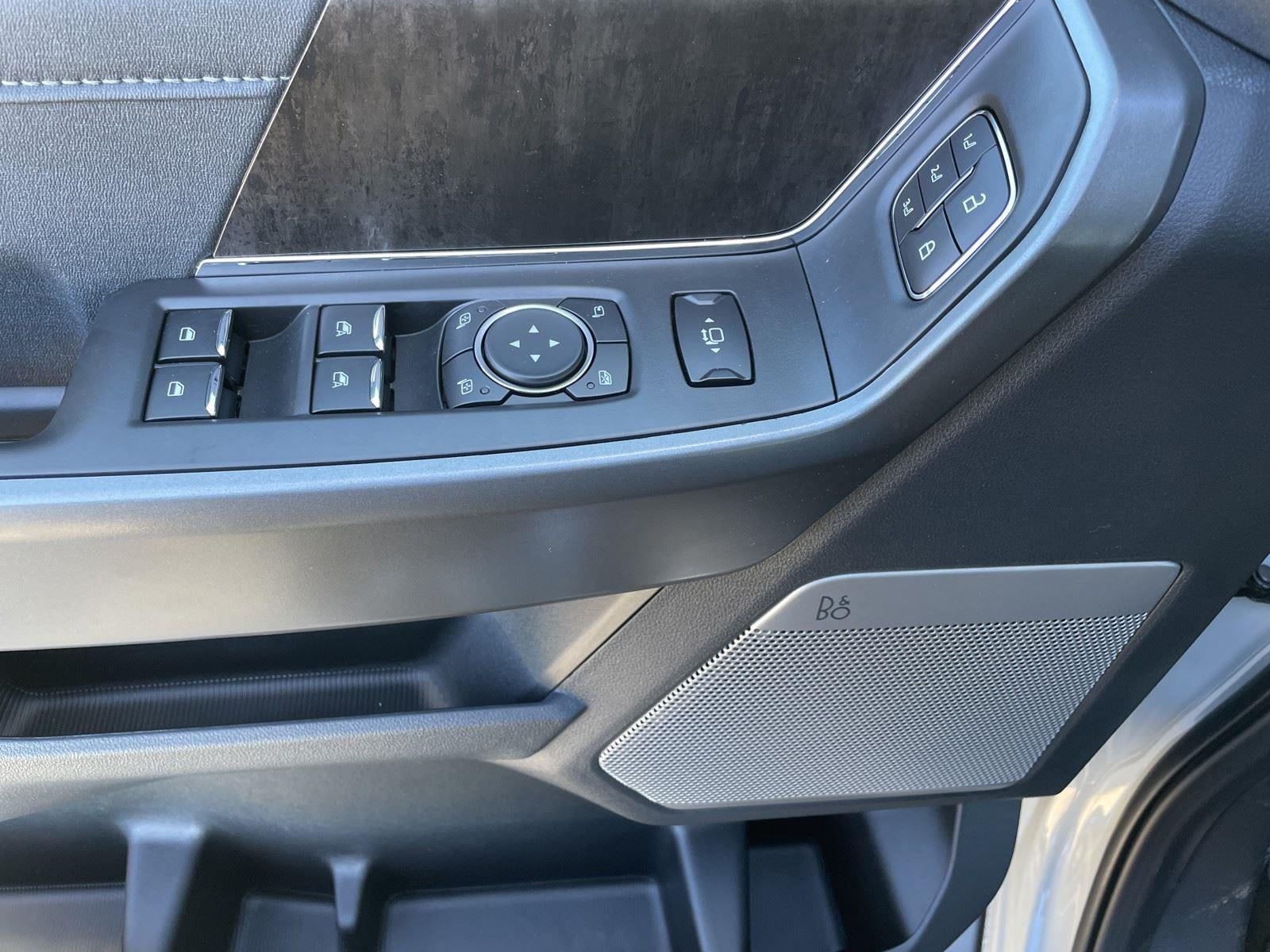 2026 Ford Super Duty F-350 DRW LARIAT