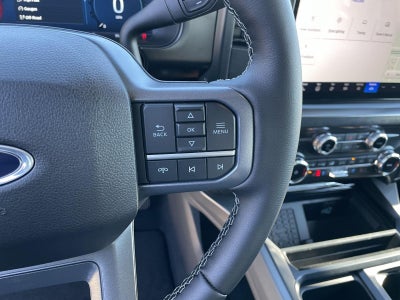 2026 Ford Super Duty F-350 DRW LARIAT