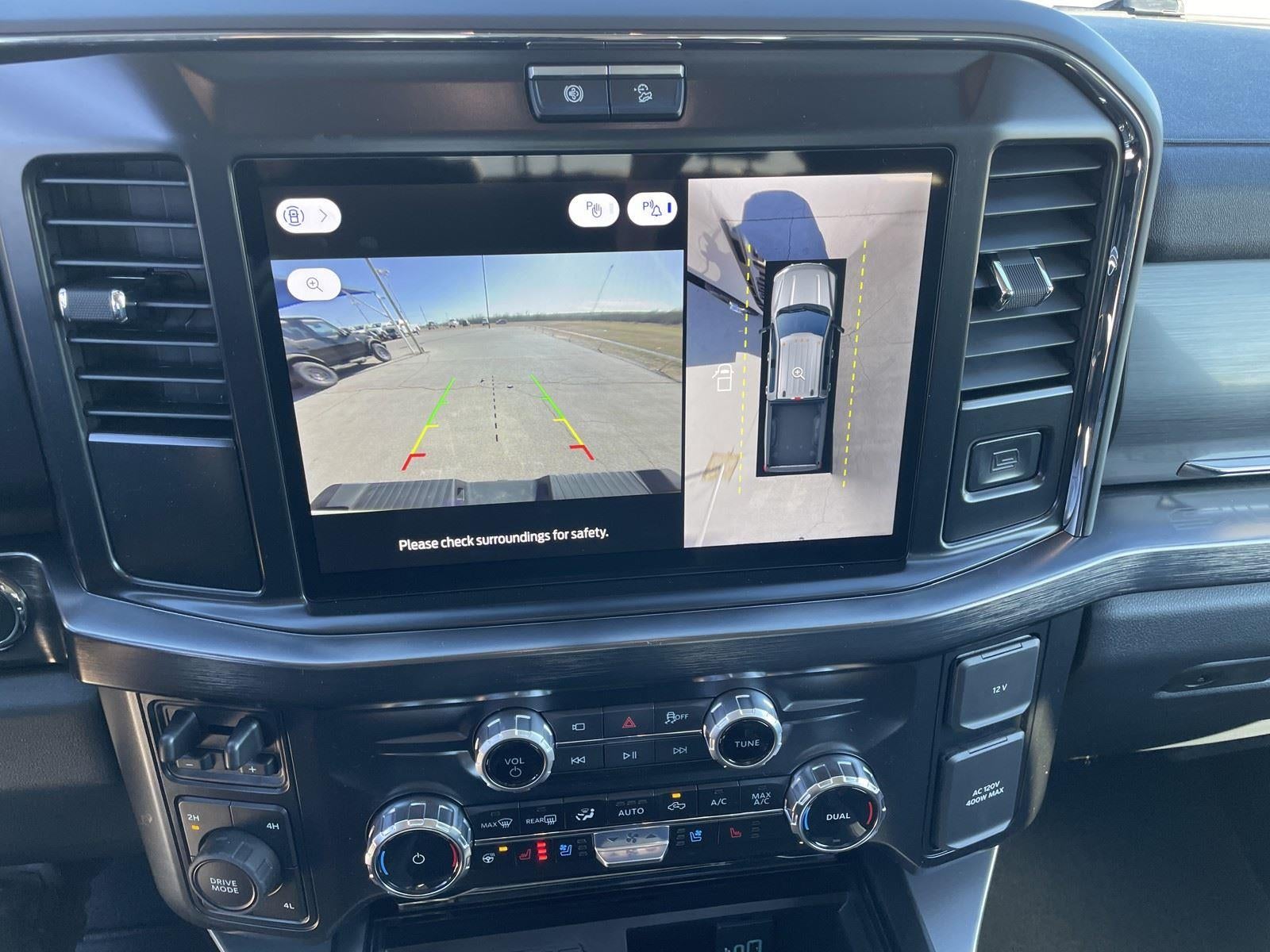 2026 Ford Super Duty F-350 DRW LARIAT