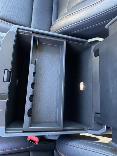 2026 Ford Super Duty F-350 DRW LARIAT