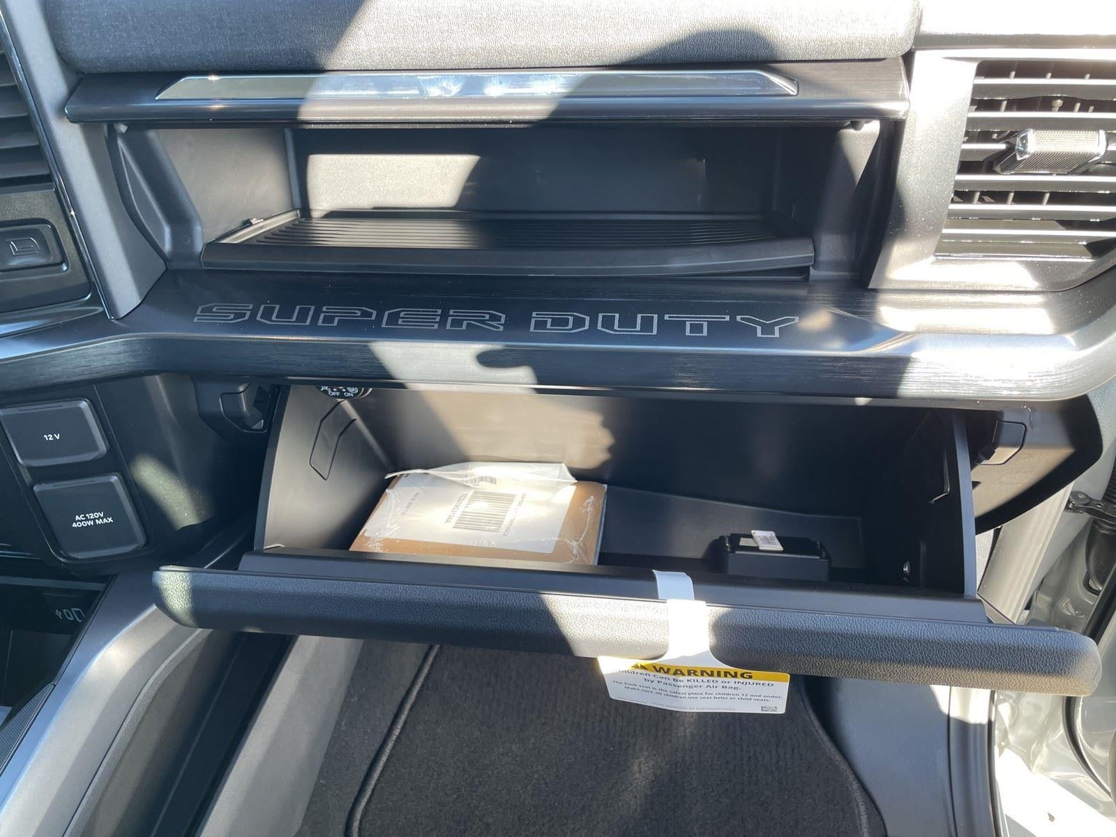 2026 Ford Super Duty F-350 DRW LARIAT