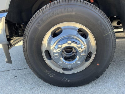 2026 Ford Super Duty F-350 DRW LARIAT