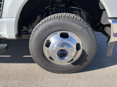 2026 Ford Super Duty F-350 DRW LARIAT