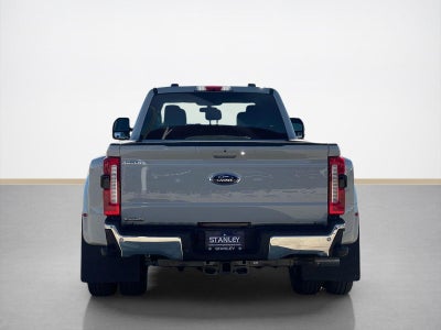 2026 Ford Super Duty F-350 DRW LARIAT