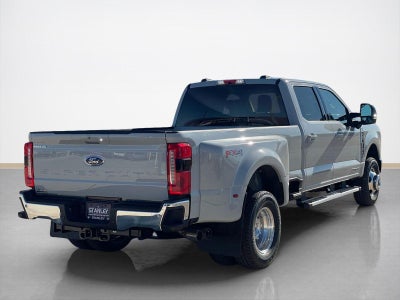 2026 Ford Super Duty F-350 DRW LARIAT