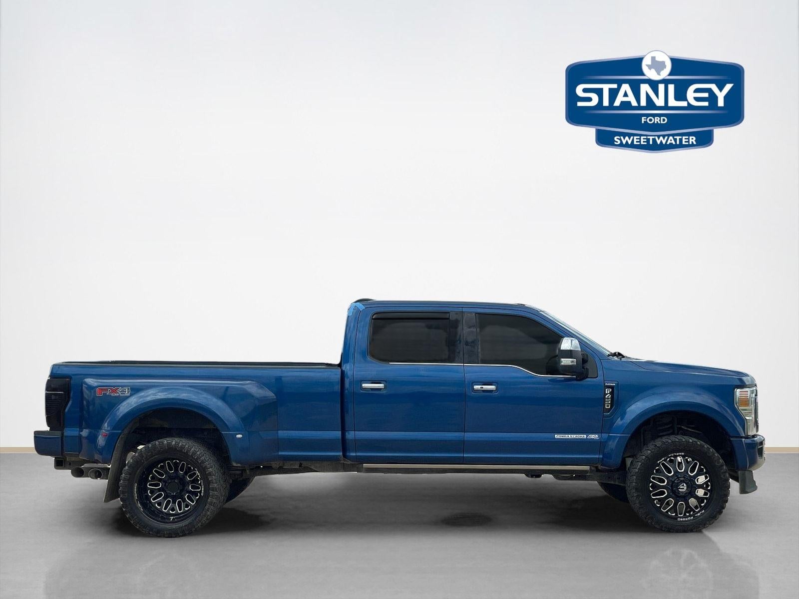 2022 Ford Super Duty F-450 DRW Platinum