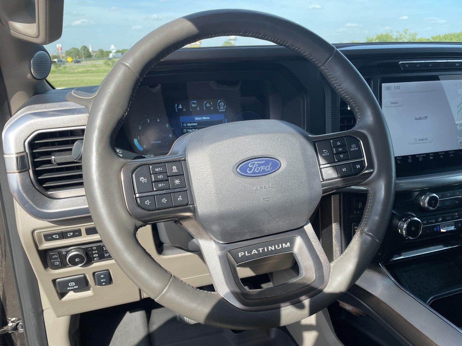 2024 Ford F-150 Platinum