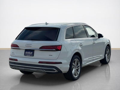 2020 Audi Q7 Premium Plus