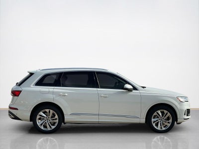 2020 Audi Q7 Premium Plus
