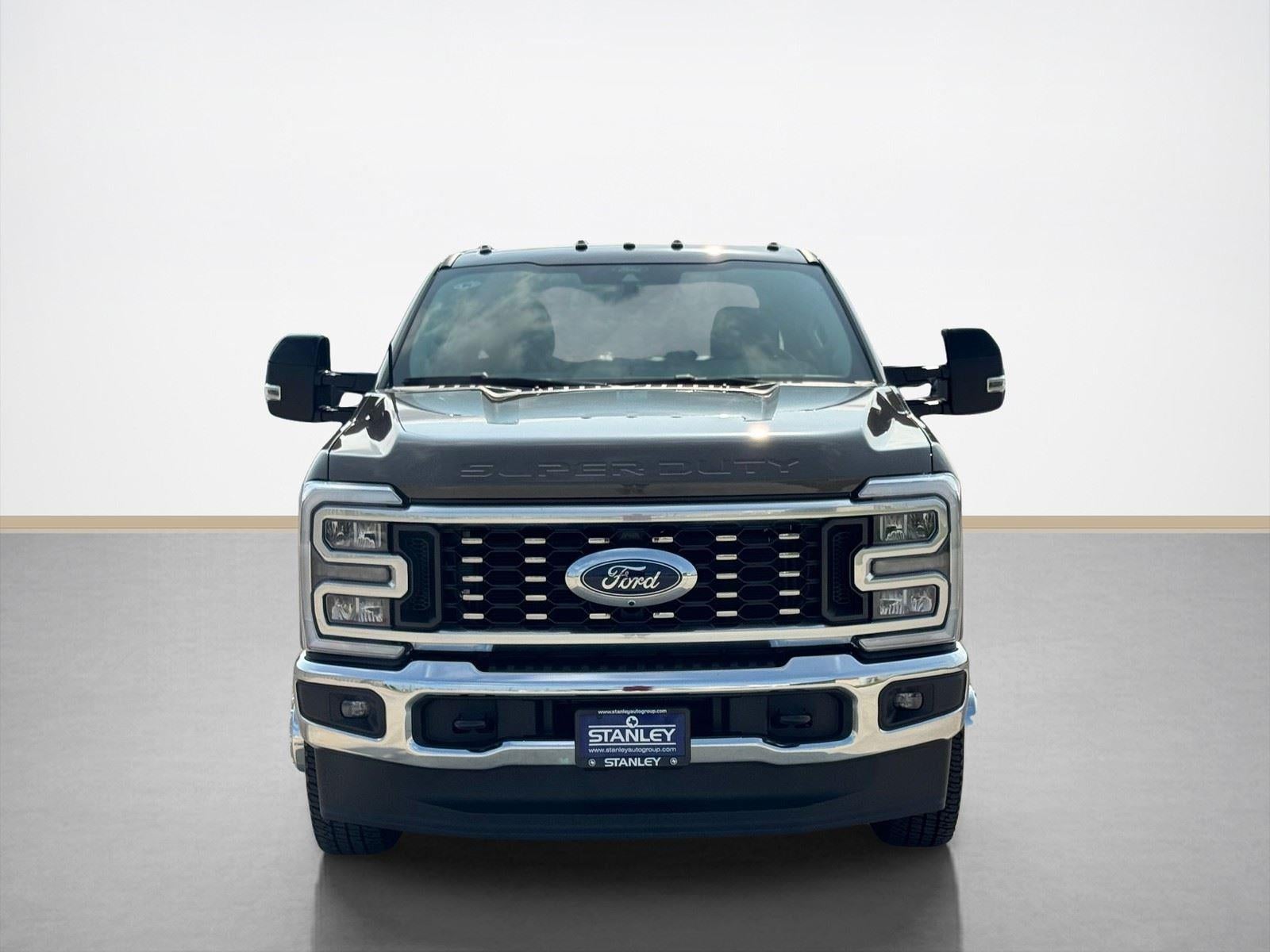 2026 Ford Super Duty F-350® Lariat®
