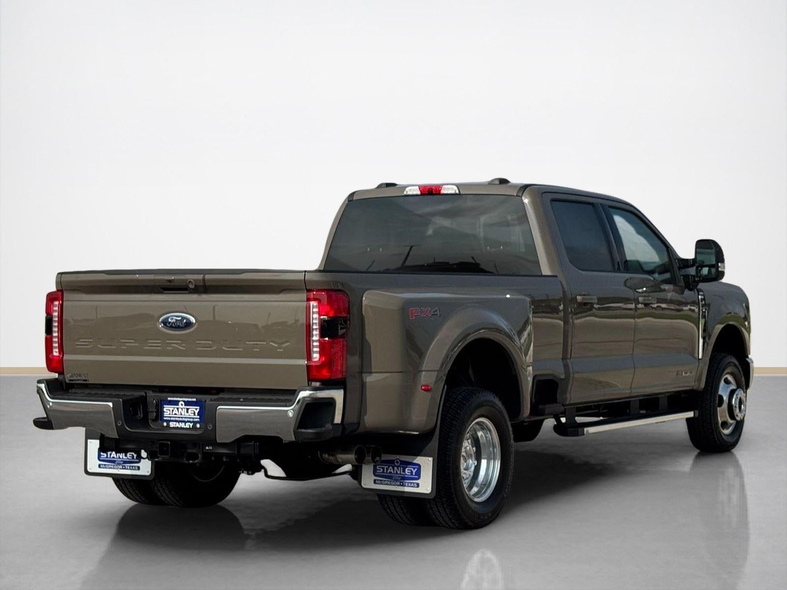 2026 Ford Super Duty F-350® Lariat®