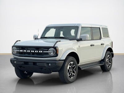 2026 Ford Bronco Outer Banks®